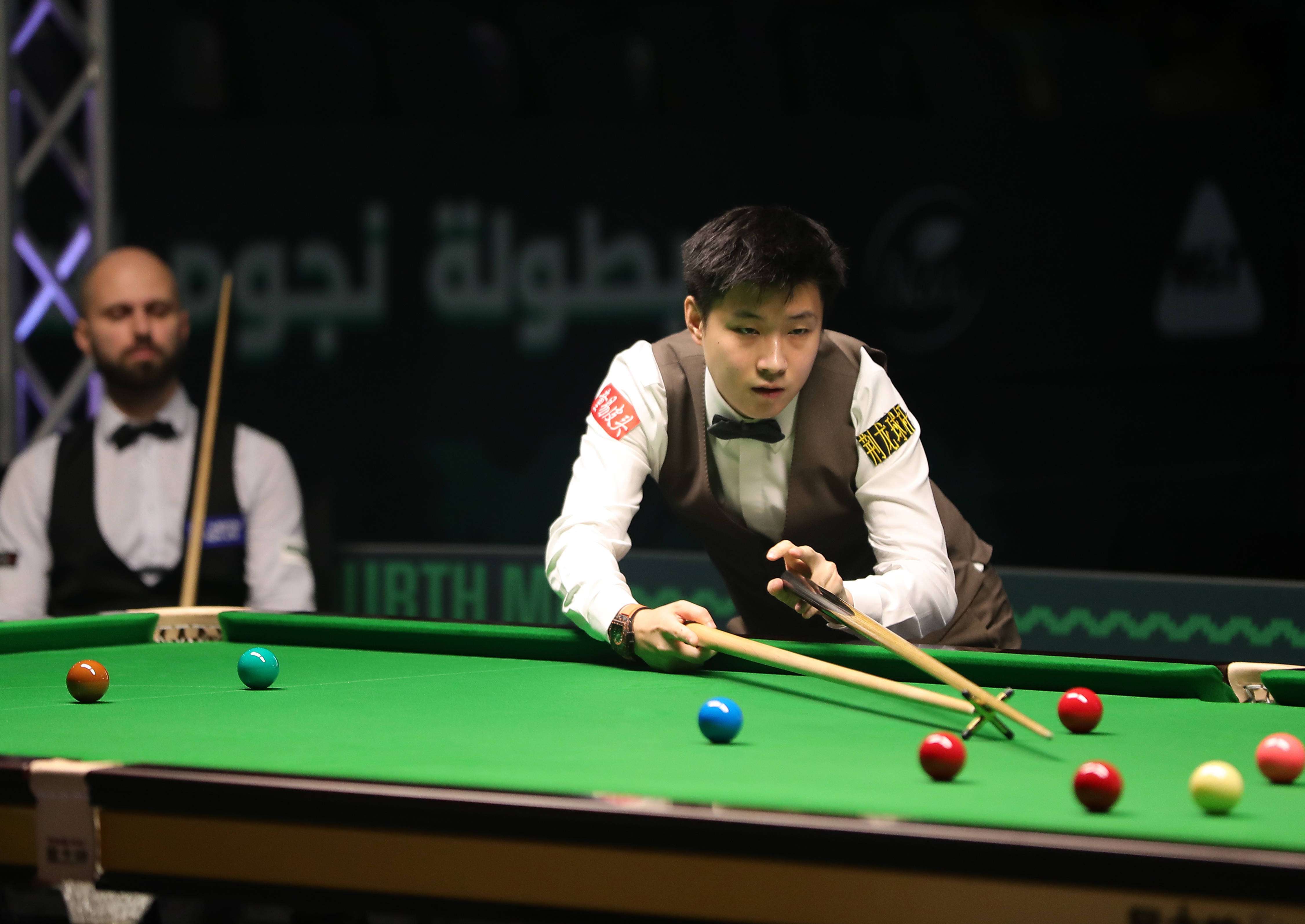 赛场外的生 赛场外的生