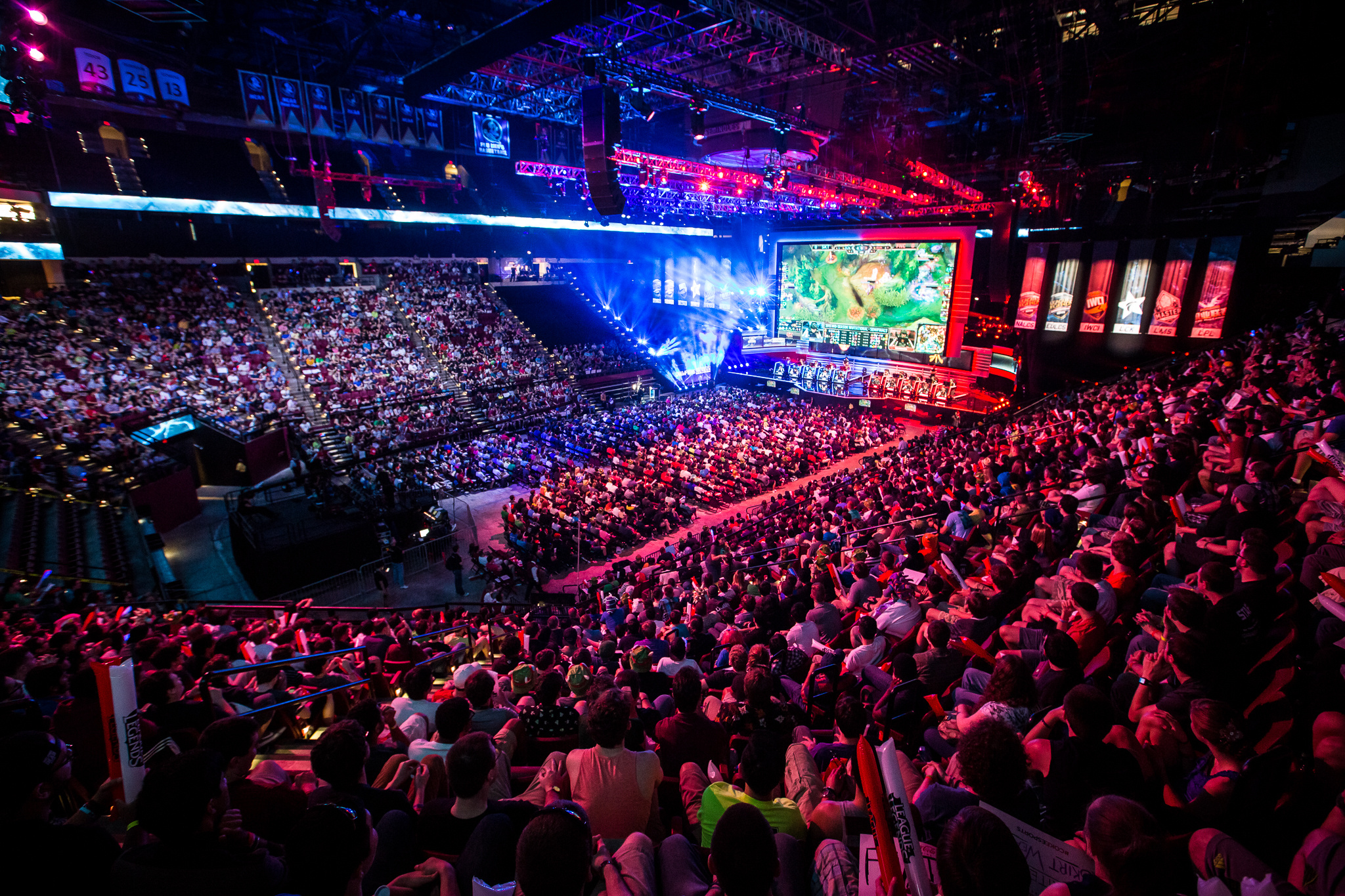 佩西納並不 佩西納並不