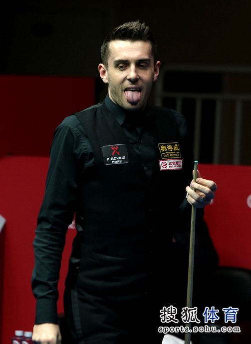 由尼古拉 由尼古拉