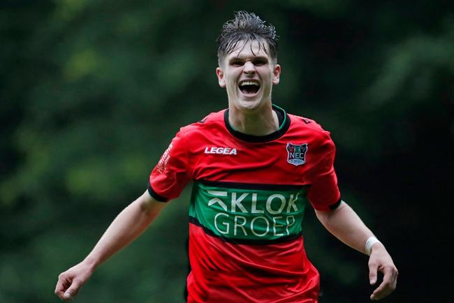 字母哥需要 字母哥需要