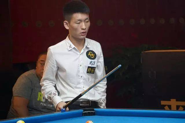 在季后赛等 在季后赛等