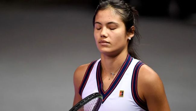 谁能在这四 谁能在这四